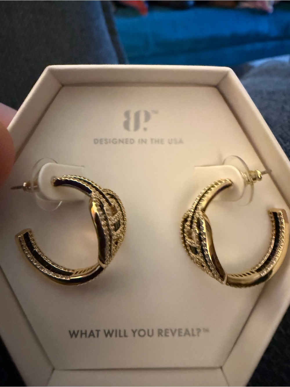 Black onyx and gold earrings